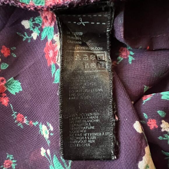Forever 21 Purple Floral Print V Neck Semi Sheer Top, L - Picture 6 of 6